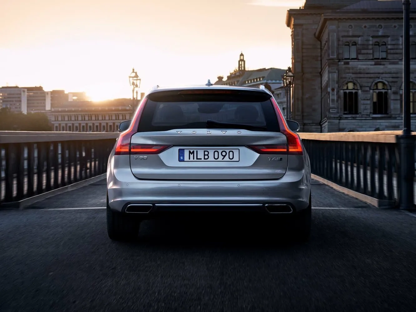 Volvo V90 II — фото 4