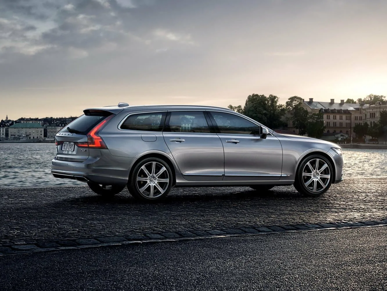 Volvo V90 II — фото 6