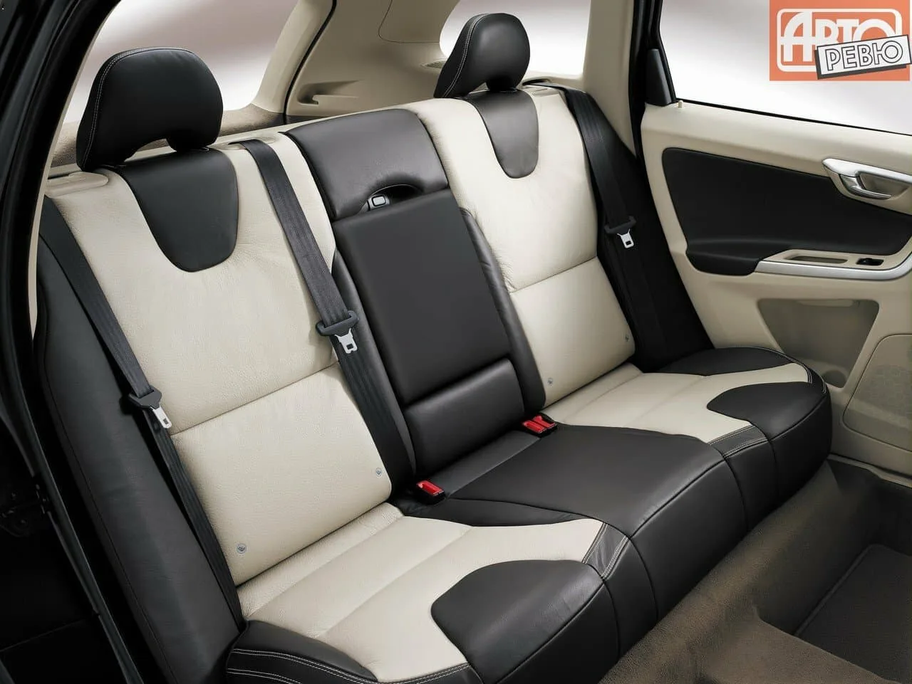 Volvo XC60 I — фото 6