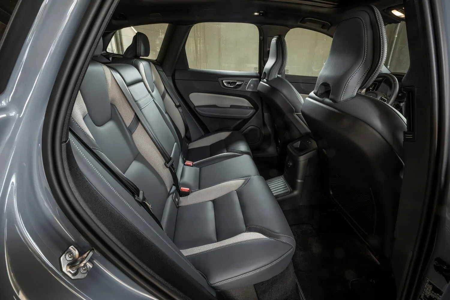 Volvo XC60 II Рестайлинг — фото 6