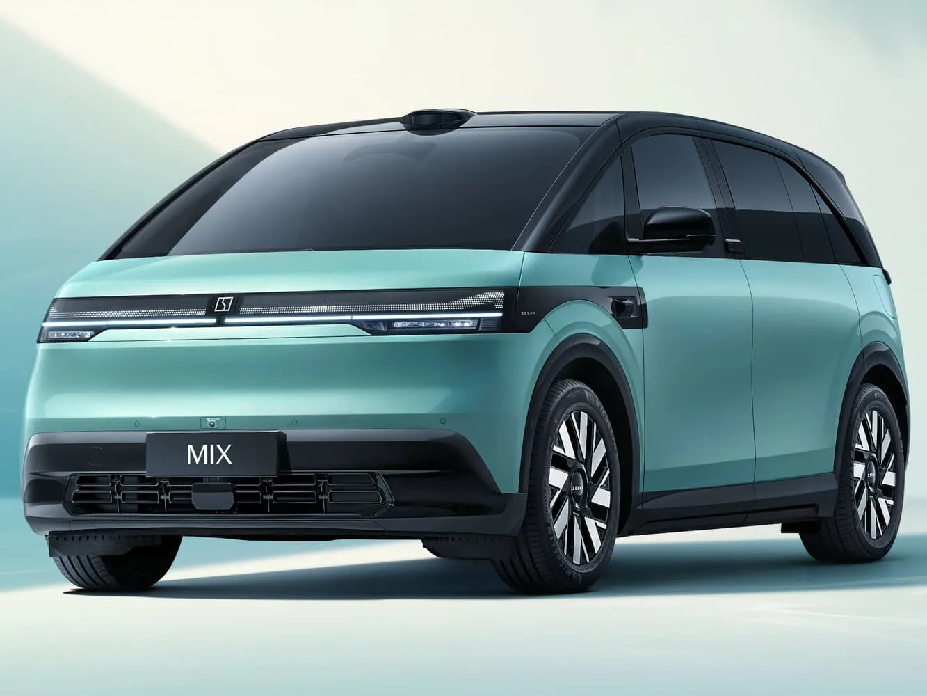 Zeekr Mix 2024 — 2026